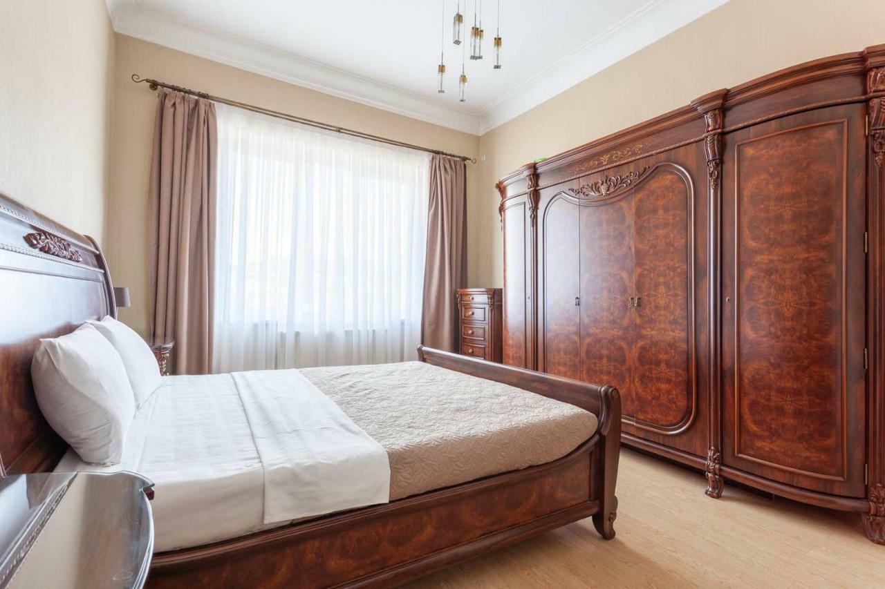 Wehost Apartment On A Colorful Street Tbilisi Esterno foto