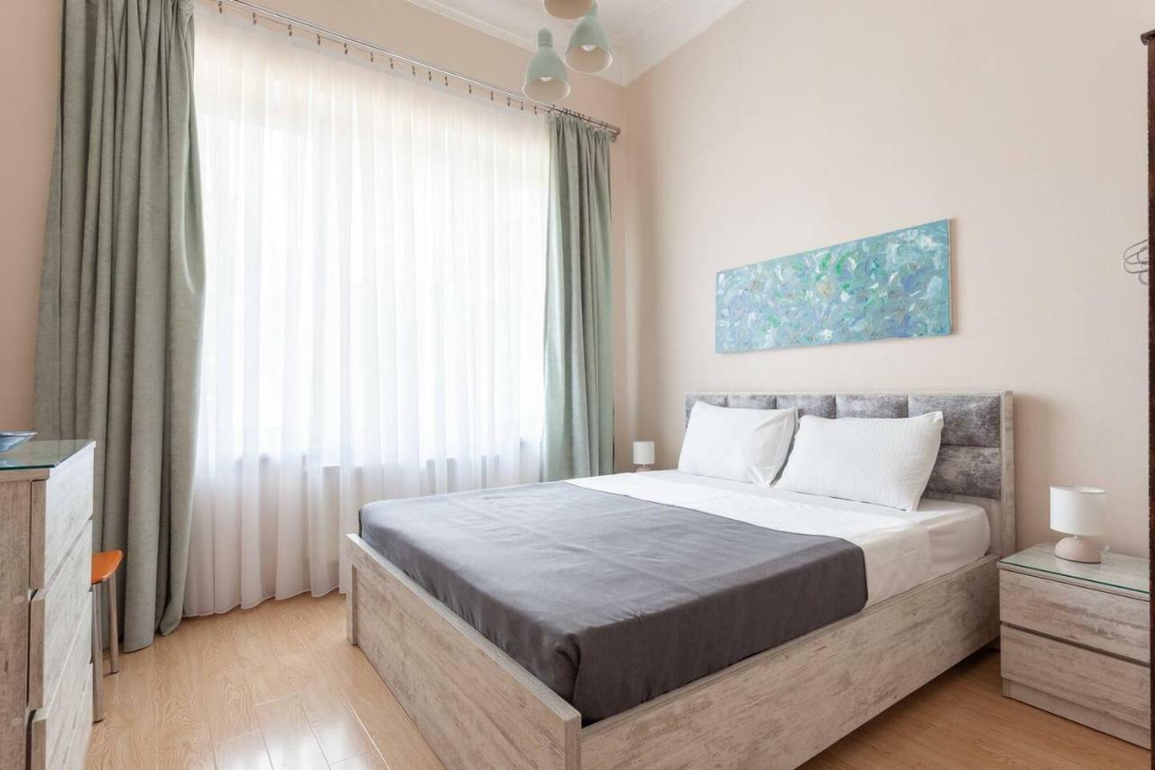 Wehost Apartment On A Colorful Street Tbilisi Esterno foto
