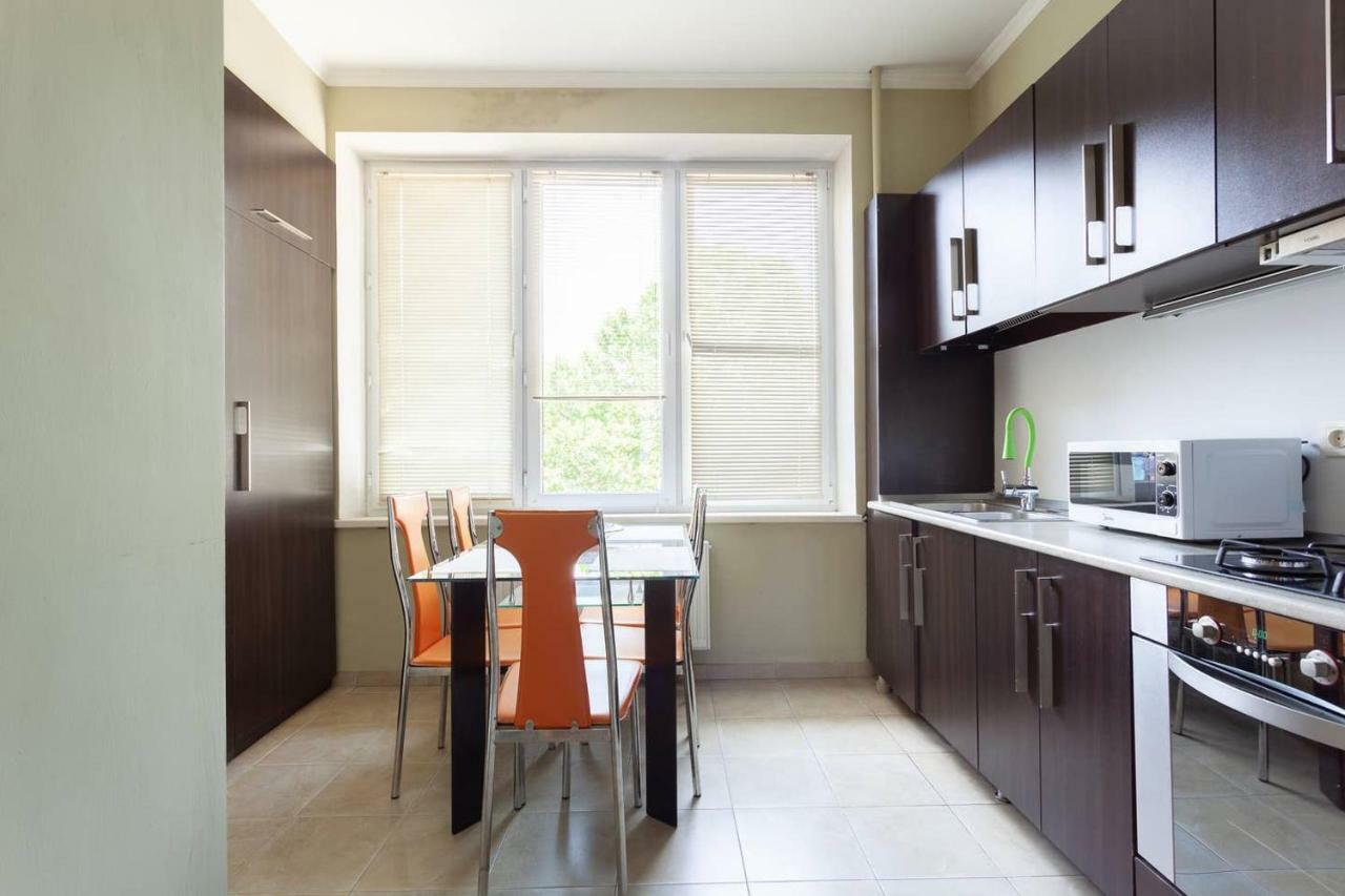 Wehost Apartment On A Colorful Street Tbilisi Esterno foto