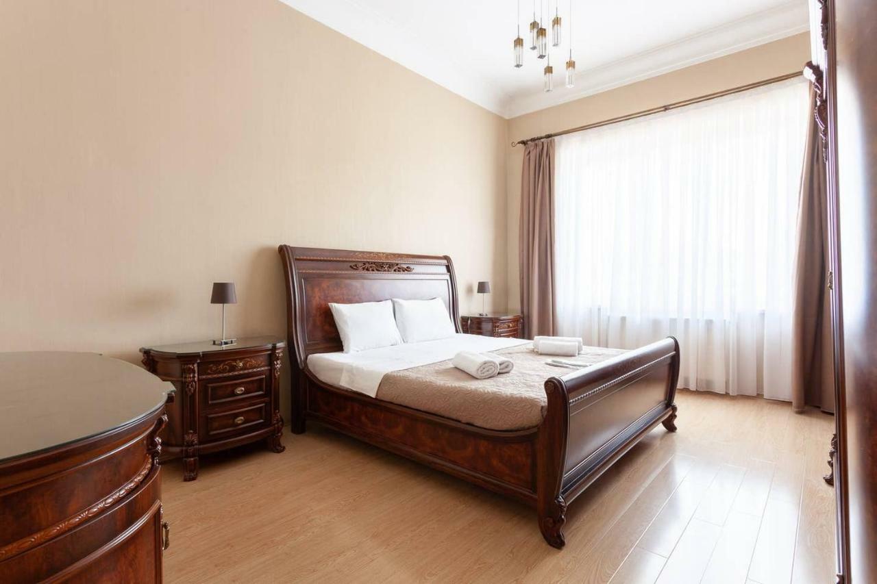 Wehost Apartment On A Colorful Street Tbilisi Esterno foto